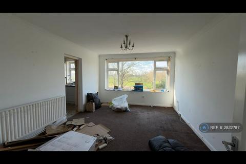 2 bedroom flat to rent, Wisdons Close, Dagenham, RM10