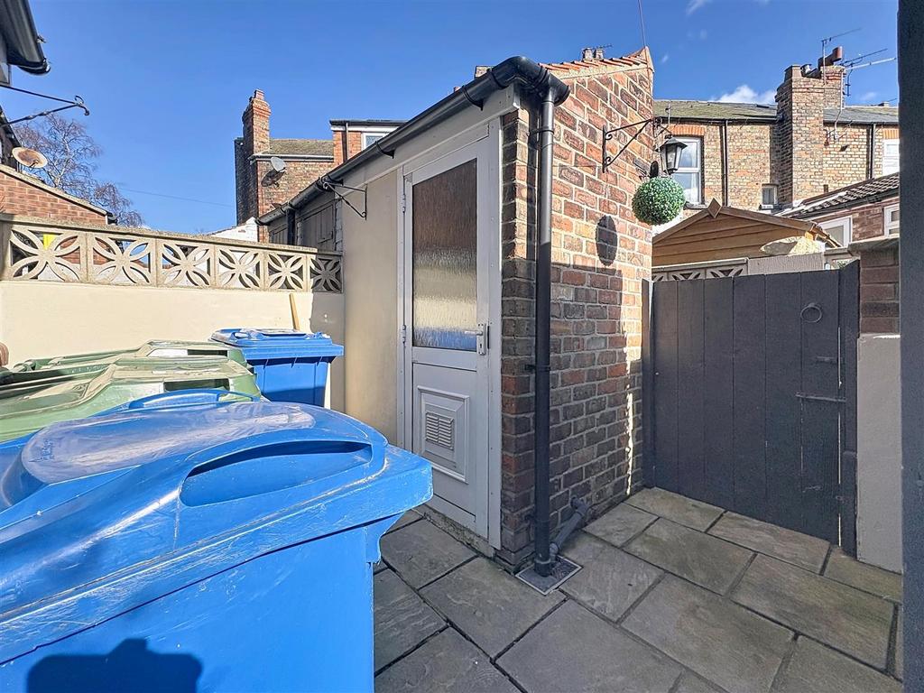 Brick-built Utility/Shed