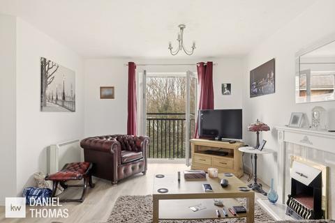 2 bedroom apartment for sale, DANIEL THOMAS | Burrows Chase, Waltham Abbey, EN9 3YX