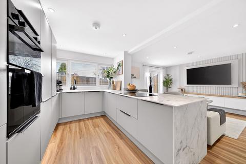 4 bedroom end of terrace house for sale, Glendevon Park, Broxburn EH52