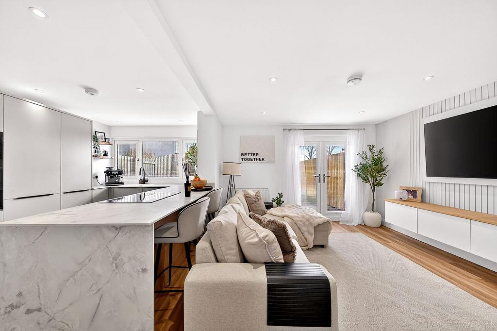 Open Plan Kitchen and Lounge