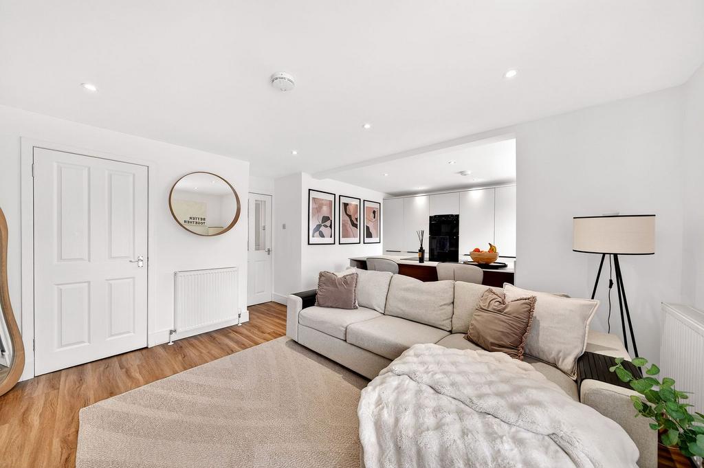 Open Plan Kitchen and Lounge