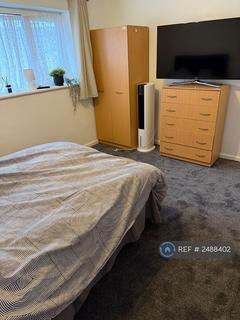 undefined, Laurels Road, Iver, SL0