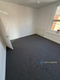2 bedroom terraced house to rent, Albert Avenue, Nottingham, NG8