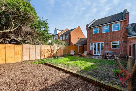 3 bedroom link detached house for sale, Barlow Drive, London, SE18