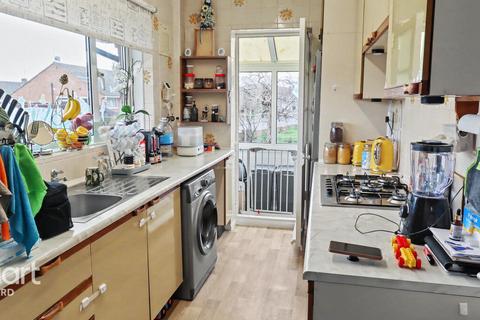 2 bedroom semi-detached bungalow for sale, Thirlmere, Ashford