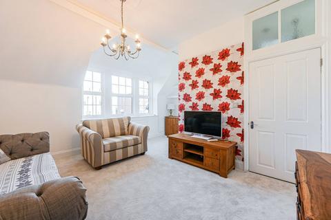 2 bedroom flat for sale, Widmore Road, Bromley, BR1