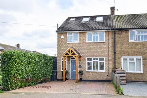 4 bedroom end of terrace house for sale, Dewhurst Road, Cheshunt EN8