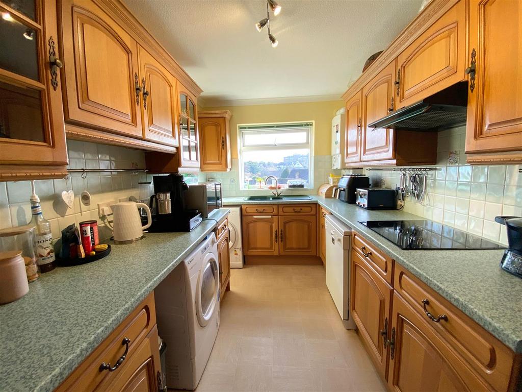 Kitchen.jpg