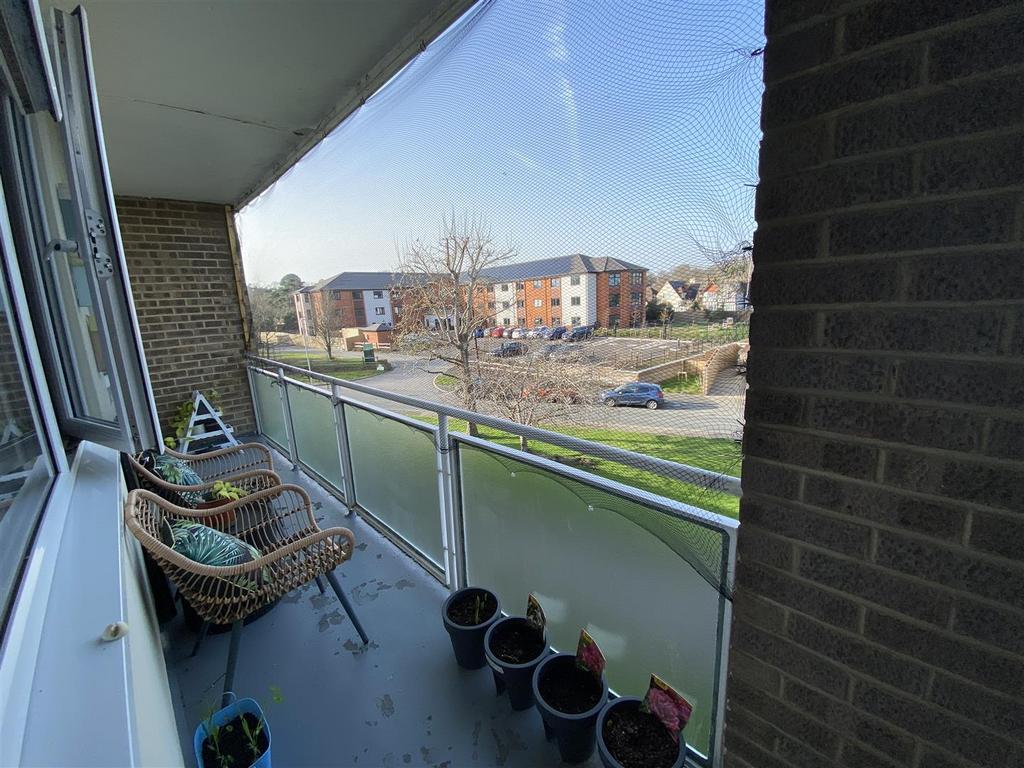 Balcony 2.jpeg