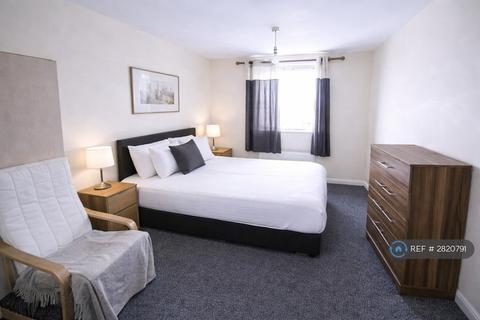 2 bedroom flat to rent, City View, Ilford, IG1