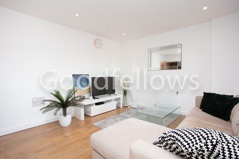 2 bedroom apartment to rent, Talbot Close, Surrey CR4