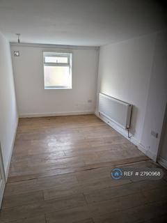 1 bedroom flat to rent, Goodmayes Lane, Ilford, IG3