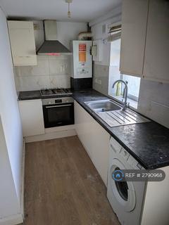 1 bedroom flat to rent, Goodmayes Lane, Ilford, IG3