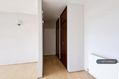 2 bedroom flat to rent, Regent's Park, London, NW1