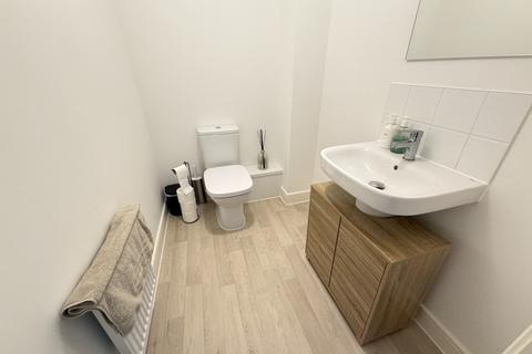 undefined, Houghton Regis, Bedfordshire LU5