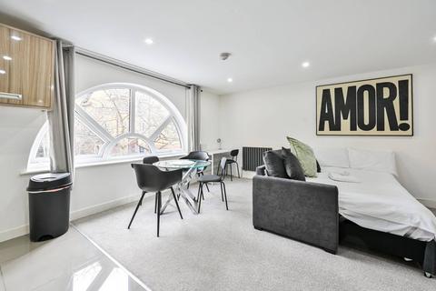 undefined, Middleton Drive, Rotherhithe, London, SE16