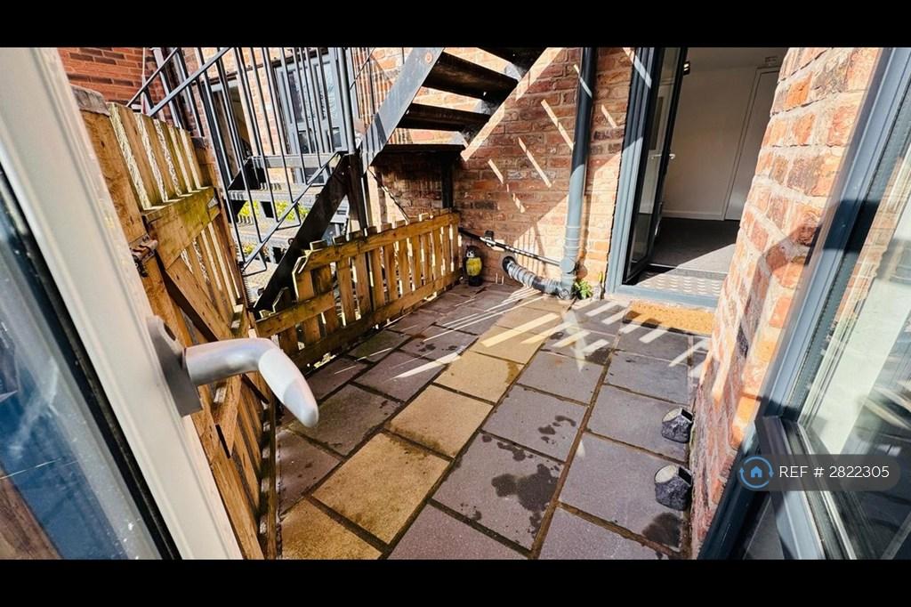 Yard, Access To Apartment