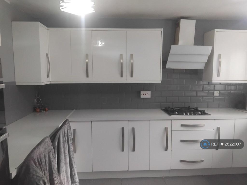 Kitchen P1