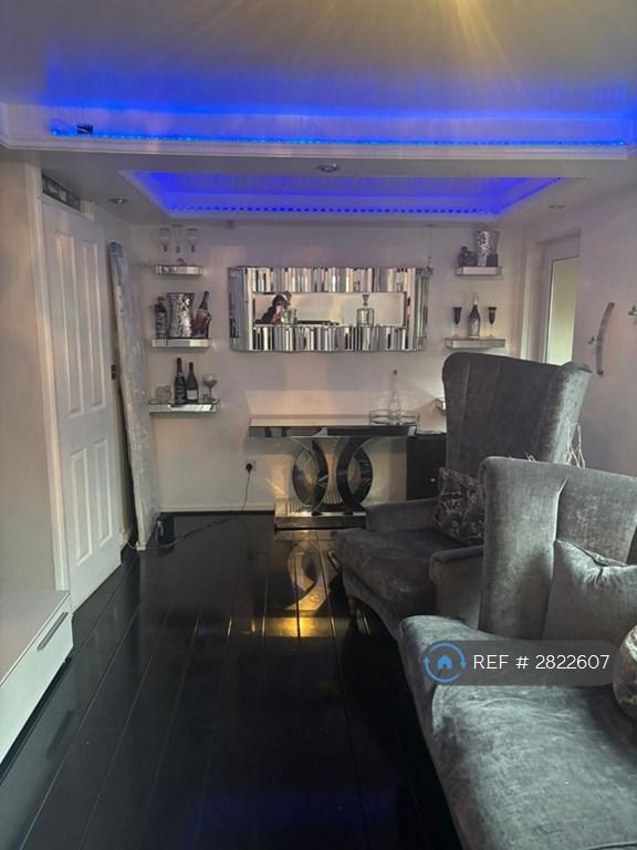 Living Room P2