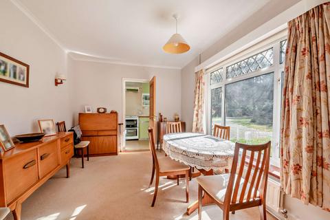 4 bedroom detached house for sale, Wellesley Road, Rushmoor, Farnham, Surrey