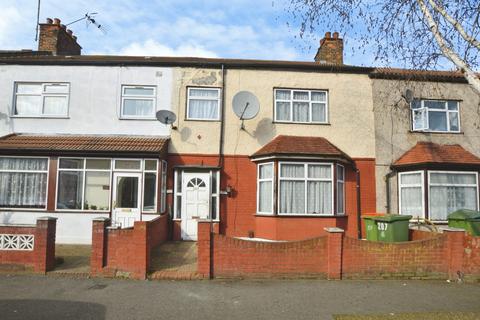 3 bedroom terraced house for sale - Caulfield Road, London
