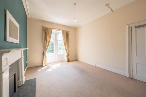 2 bedroom flat for sale, Tay Street, Perth