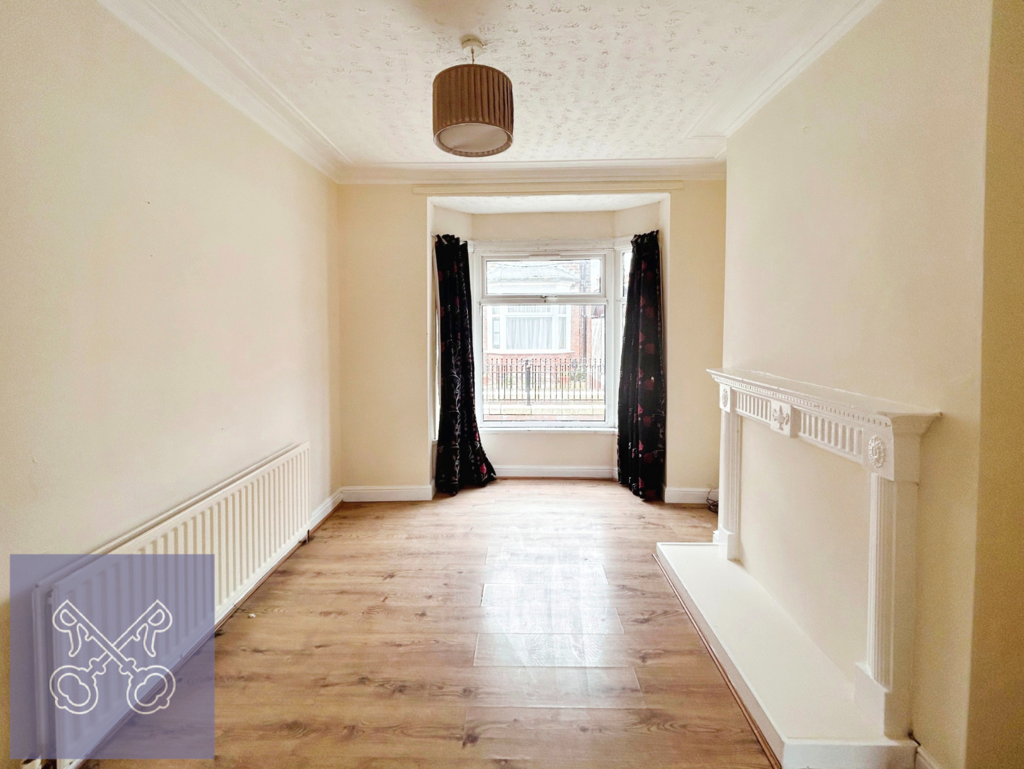 Living/Dining Area