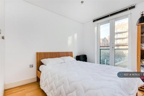 2 bedroom flat to rent, Angel Southside, London, EC1V