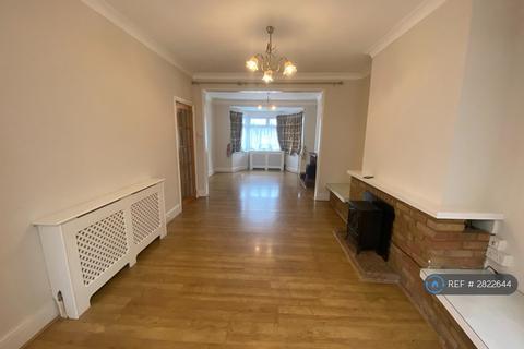undefined, Costons Lane, Greenford, UB6