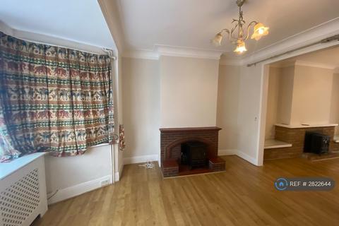 undefined, Costons Lane, Greenford, UB6