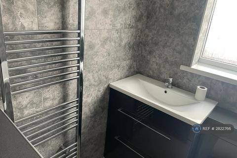 undefined, Rainham Road South, Dagenham, RM10