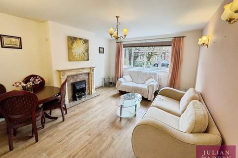 2 bedroom flat for sale, Wilmslow Road, Didsbury, Manchester, M20