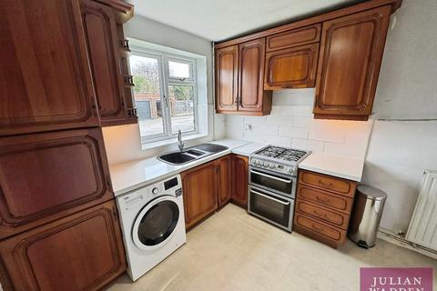 2 bedroom flat for sale, Wilmslow Road, Didsbury, Manchester, M20