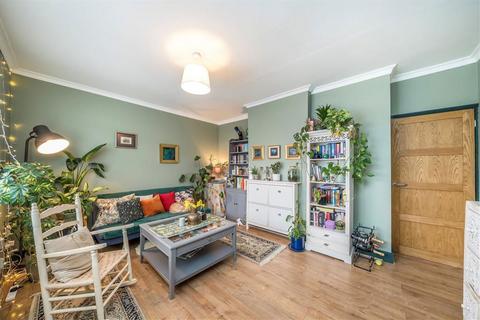 2 bedroom terraced house for sale, Dursley Road, London SE3