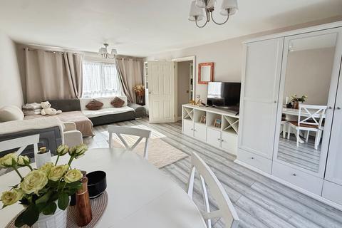 undefined, Northdown Road, Hatfield, AL10