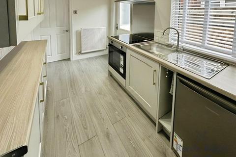 2 bedroom terraced house for sale, Oxford Road, Newcastle ST5
