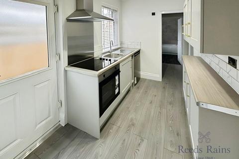 2 bedroom terraced house for sale, Oxford Road, Newcastle ST5