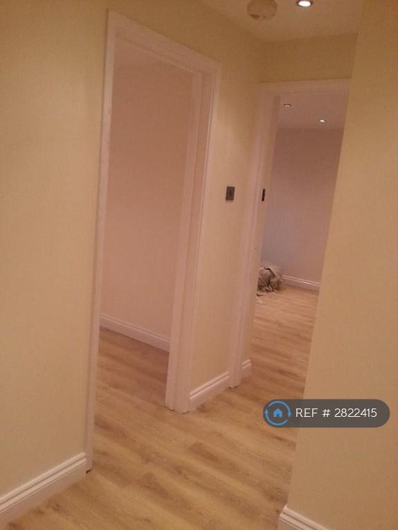 Extra Space With Walk In Wardrobe