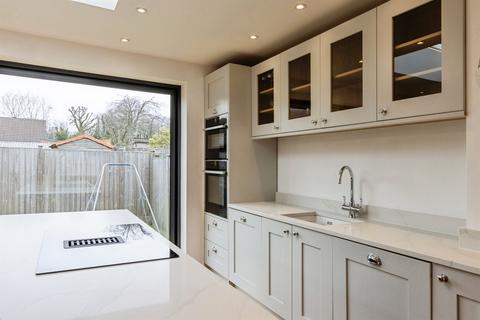 3 bedroom semi-detached house for sale, Green Lane, Leeds
