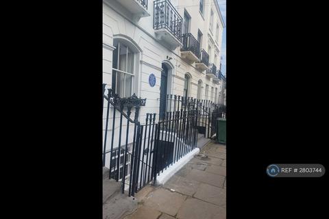 2 bedroom flat to rent, Lyme St, London, NW1