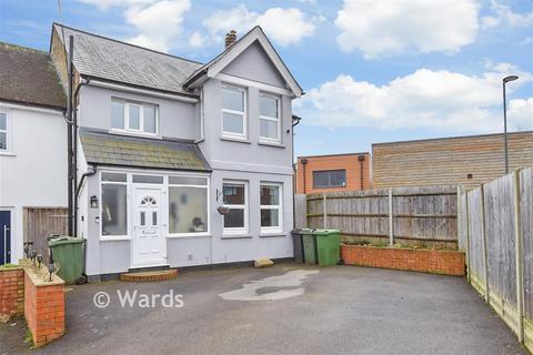 3 bedroom semi-detached house for sale, Tonbridge Road, Maidstone, Kent