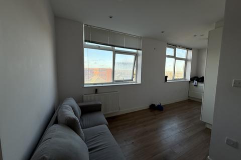 1 bedroom apartment to rent, Buckingham Street, AYLESBURY