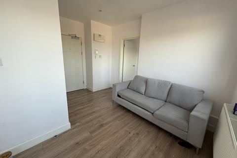 1 bedroom apartment to rent, Buckingham Street, AYLESBURY