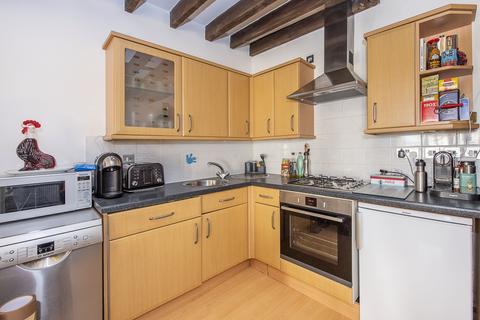 1 bedroom end of terrace house to rent, Richmond Road Twickenham TW1