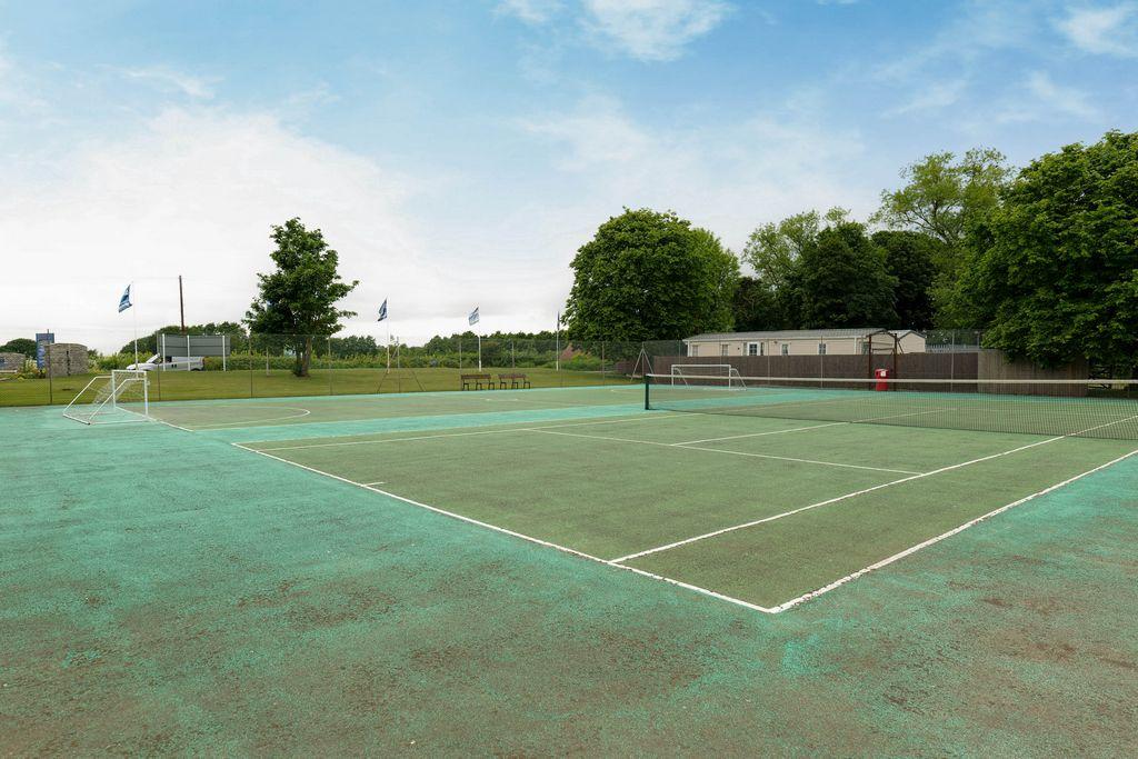 Broadland Sands Holiday Park