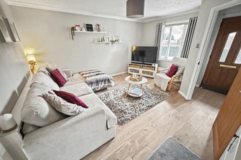 3 bedroom detached house for sale, Chaffinch Drive, Cullompton, EX15