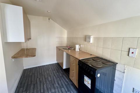 1 bedroom flat to rent, Aberdeen Walk, Scarborough