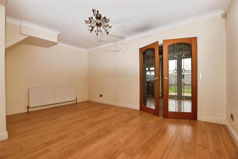 3 bedroom terraced house for sale, Willerby Road, Hull