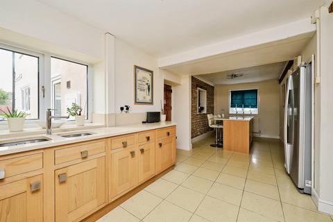 5 bedroom detached house for sale, Welmore Road, Glinton, Peterborough